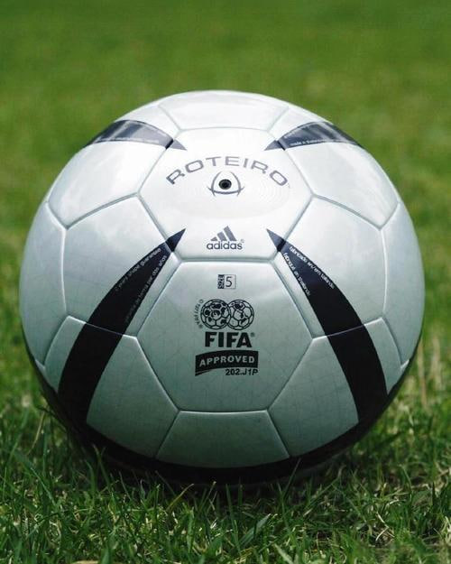 足球媒体内容创作场景